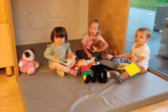 IMG-ce086f4b8f56e59419a9da5cb84bbc12-V